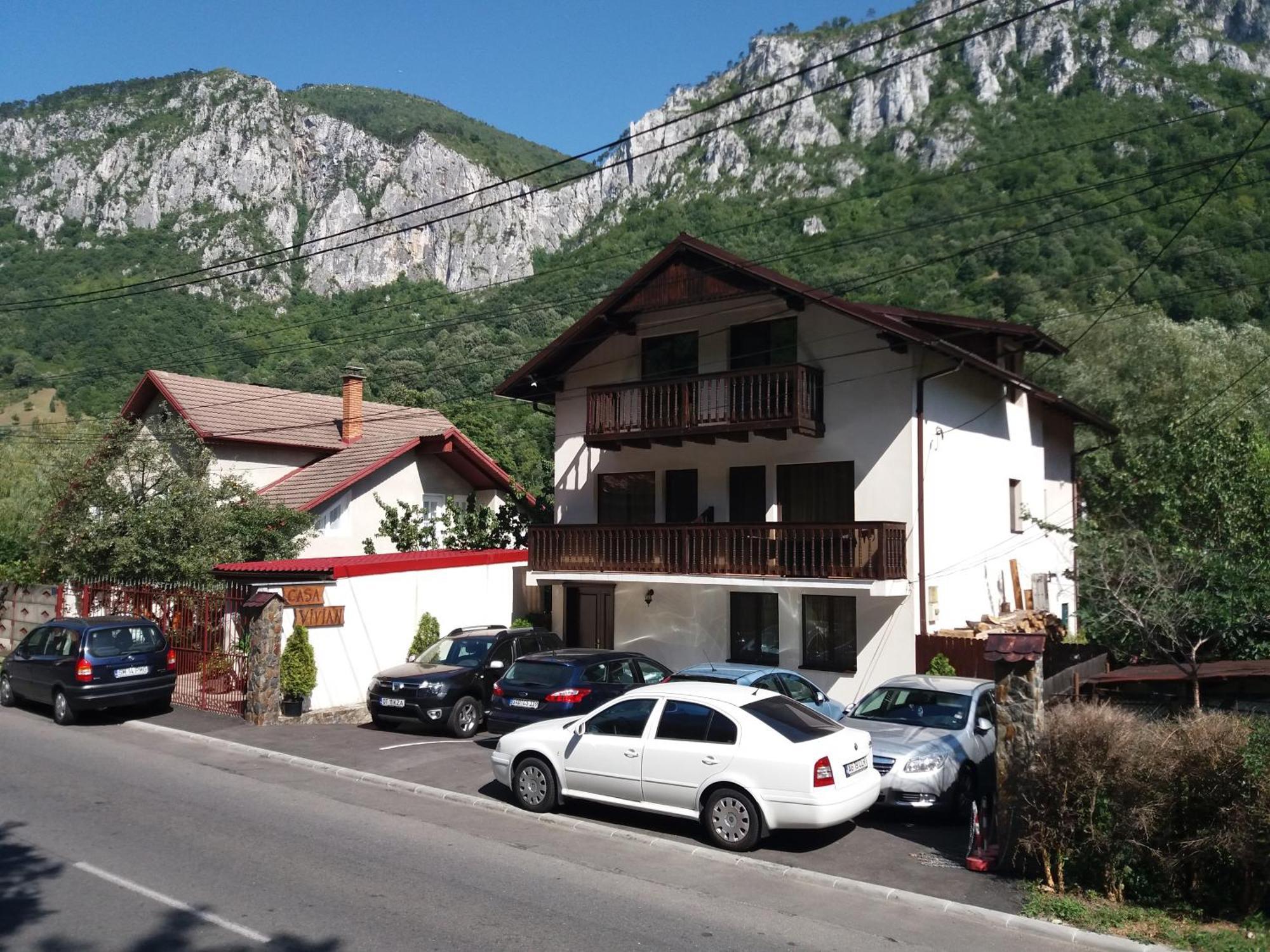 Hotel Casa Vivian Băile Herculane Exterior foto